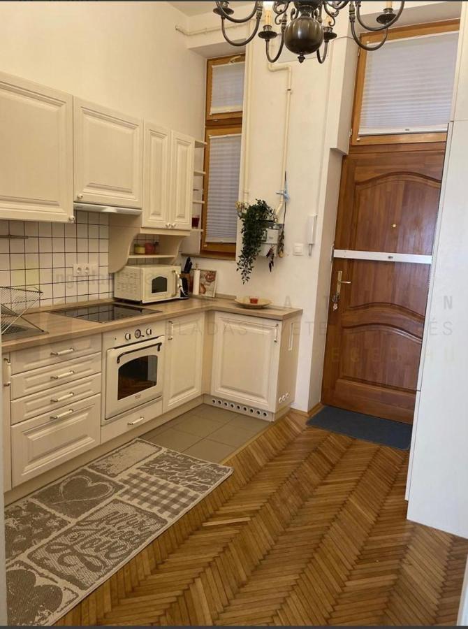 Sun City Leilighet Szeged Eksteriør bilde